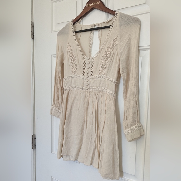 ILLA ILLA Dress - Picture 3 of 8